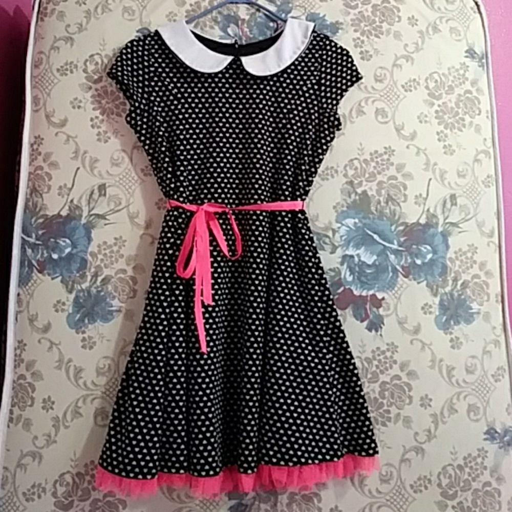 Short sleeve skater dress